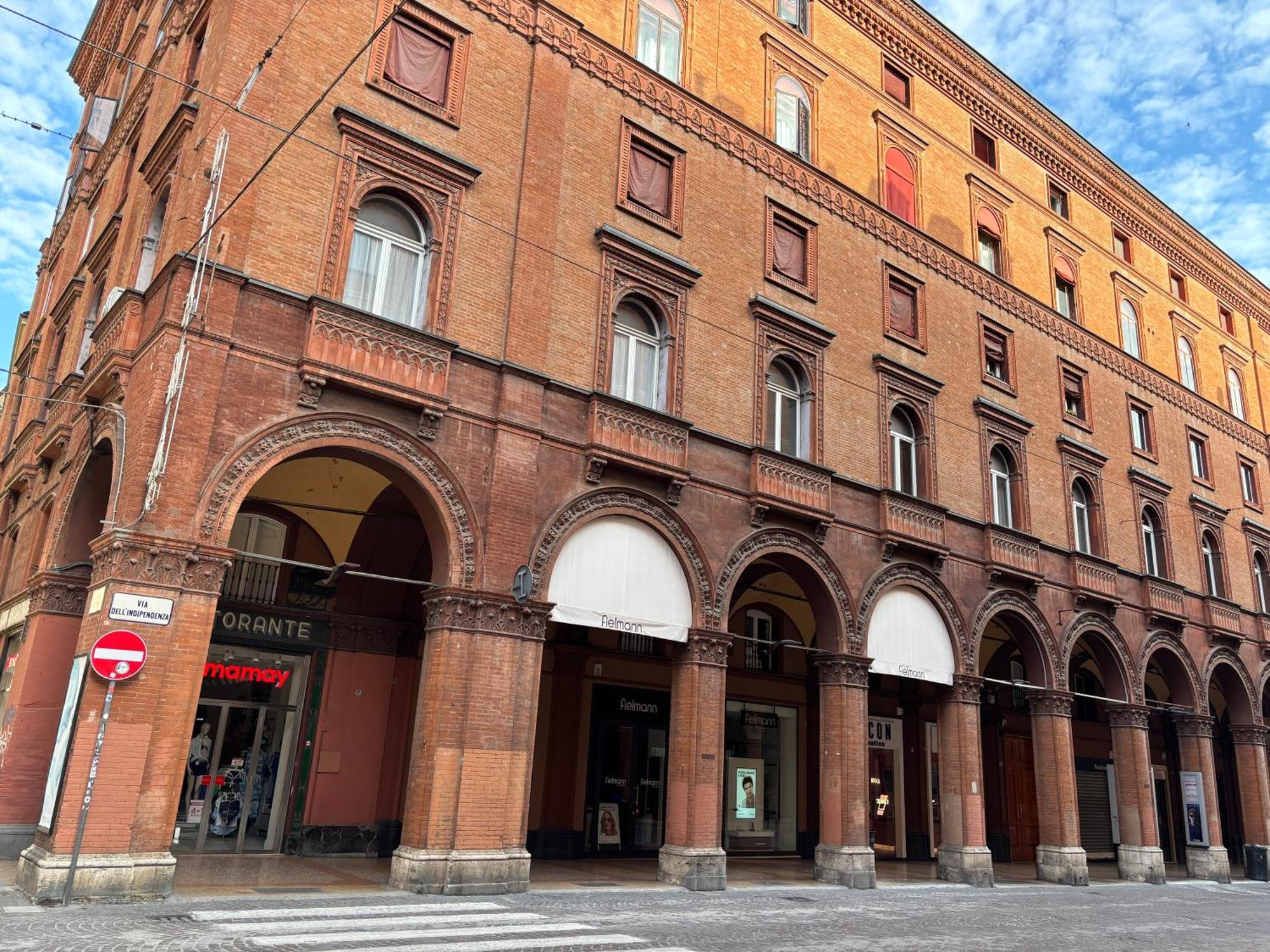 Indipendenza 24 Bed & Breakfast Bologna Eksteriør bilde