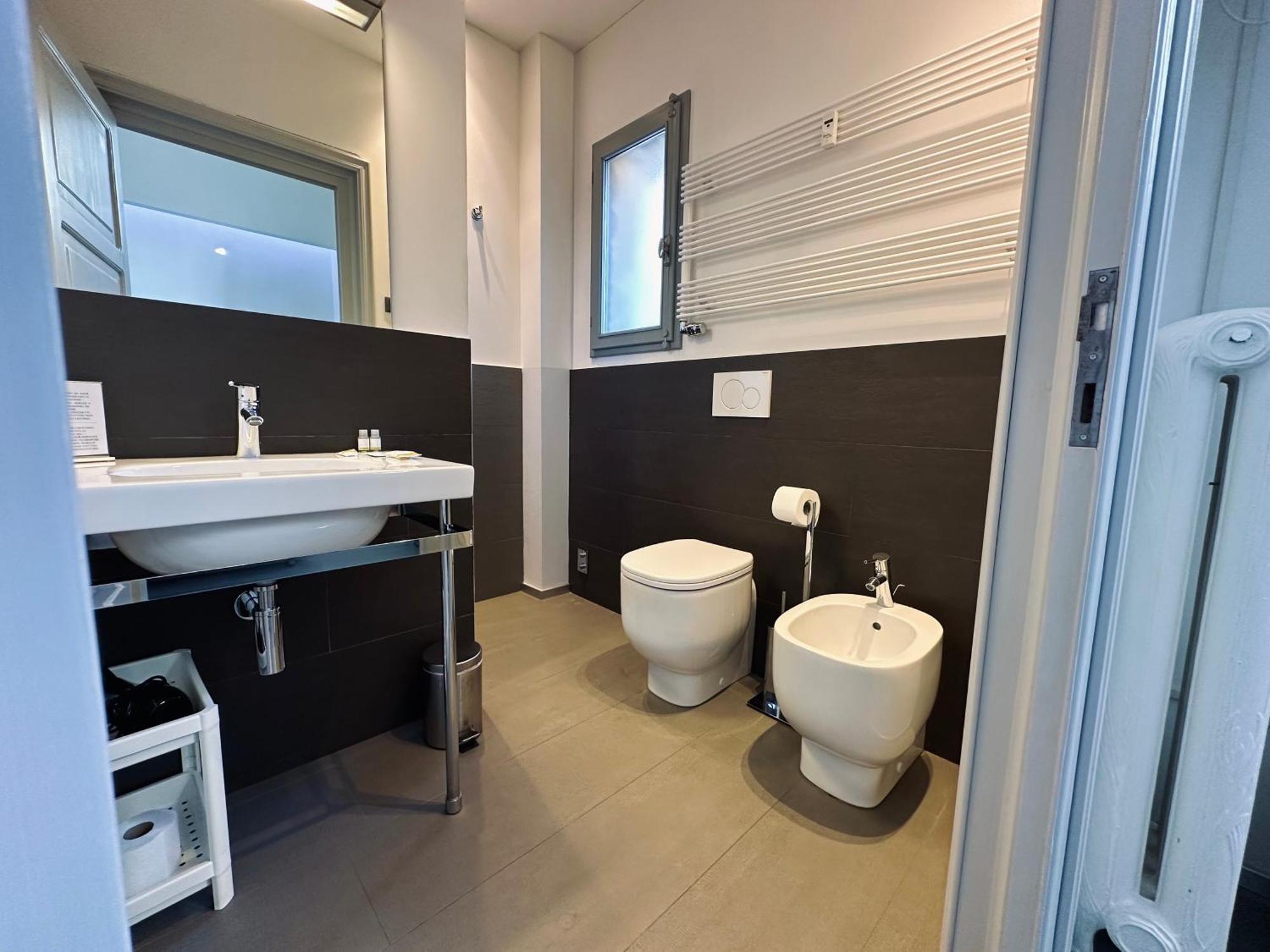Indipendenza 24 Bed & Breakfast Bologna Eksteriør bilde